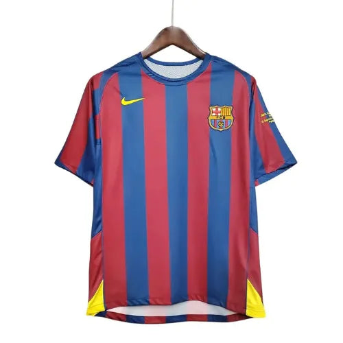 Camisa Barcelona 05/06 Retrô - Azul e Vermelha